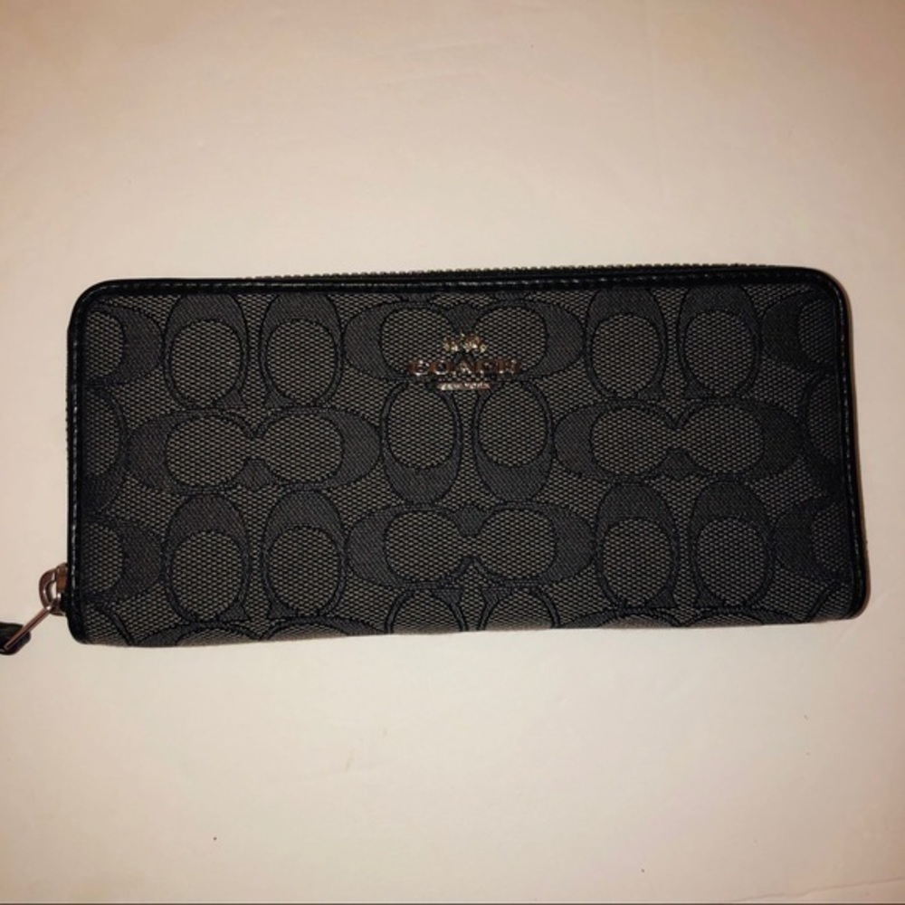 👛 COACH 👛 signature grey wallet